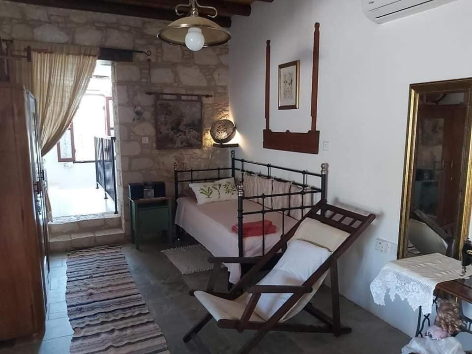 Pensjonat Aliki'S House 1+ 2 Polis Zewnętrze zdjęcie